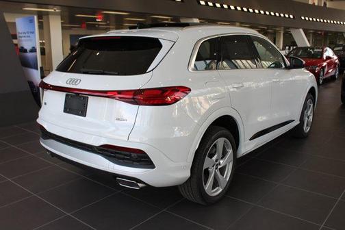 2025 Audi Q5 Prestige TFSI quattro S tronic