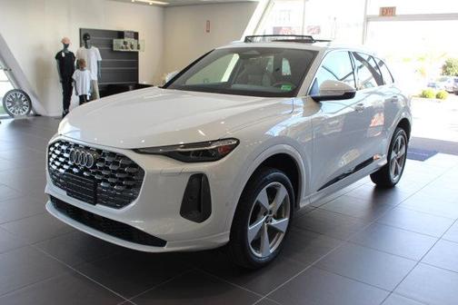 2025 Audi Q5 Prestige TFSI quattro S tronic