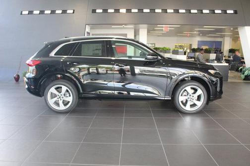 2025 Audi Q5 Premium Plus TFSI quattro S tronic