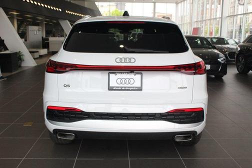 2025 Audi Q5 Premium Plus