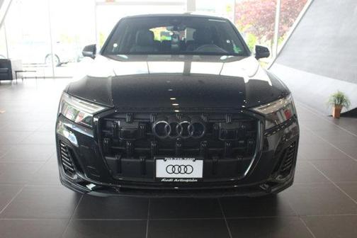 2025 Audi Q7 55 Premium Plus