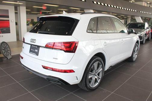 2025 Audi Q5 45 S line Premium