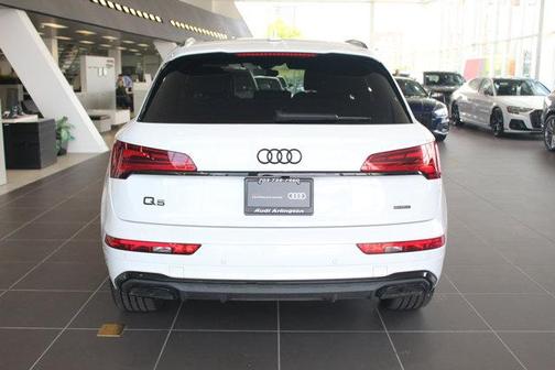 2025 Audi Q5 45 S line Premium