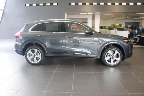 2025 Audi Q5 Premium Plus