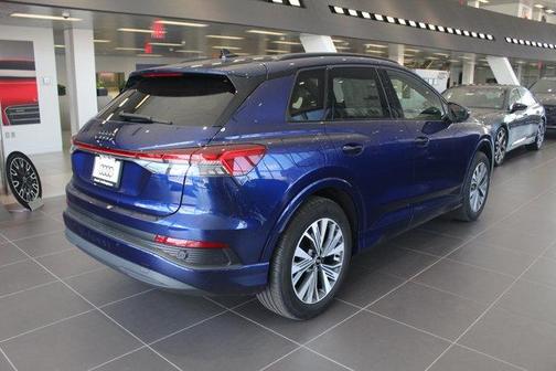 2025 Audi Q4 e-tron Premium 45 quattro