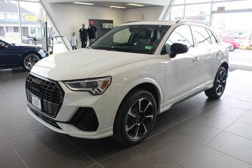 2025 Audi Q3 45 S line Premium Plus
