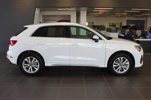 2024 Audi Q3 45 S line Premium Plus