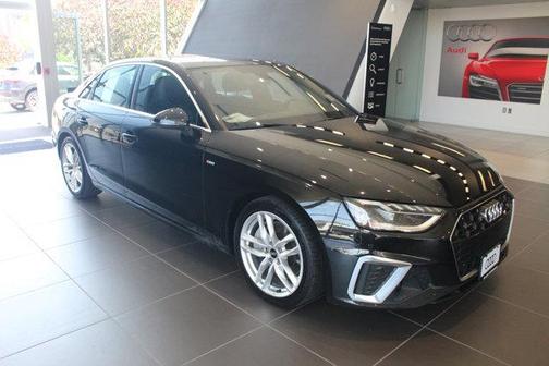 2022 Audi A4 45 S line Premium Plus