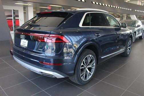 2025 Audi Q8 55 Premium