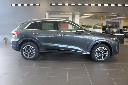 2025 Audi Q5 Premium