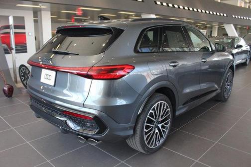 2025 Audi SQ5 3.0T Premium Plus
