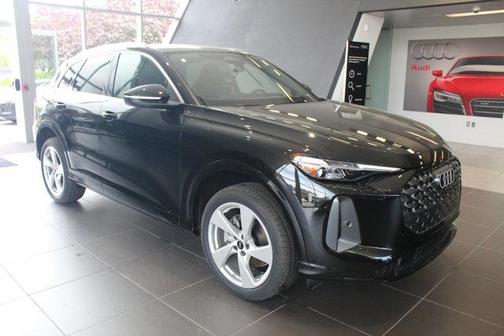 2025 Audi Q5 Premium Plus