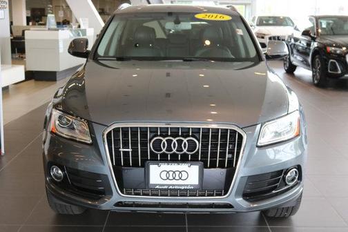 Photo 3 of 32 of 2016 Audi Q5 2.0T Premium Plus