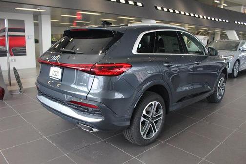 2025 Audi Q5 Premium Plus