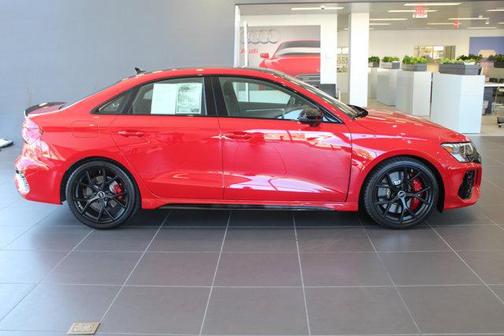 2023 Audi RS 3 TFSI quattro S tronic
