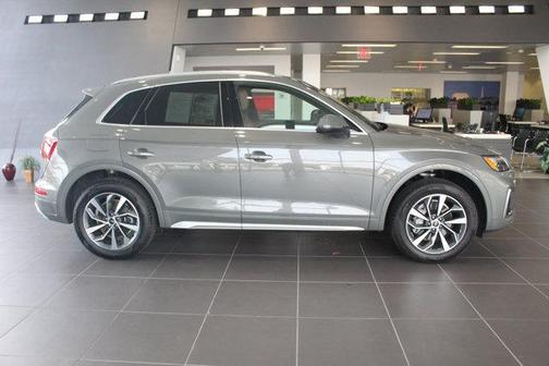 2025 Audi Q5 45 S line Premium Plus