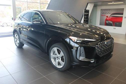 2025 Audi Q5 Premium Plus