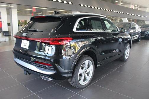 2025 Audi Q5 Premium Plus TFSI quattro S tronic