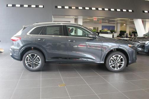 2025 Audi Q5 Premium Plus