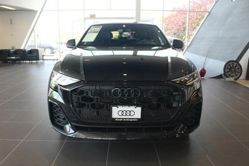 2025 Audi Q8 55 Premium Plus