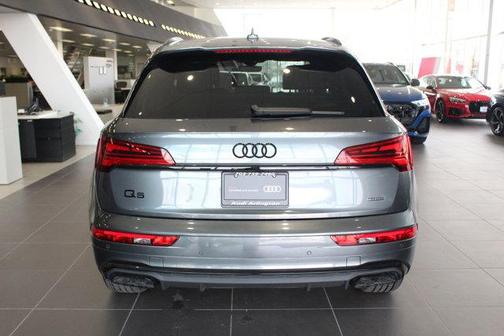2024 Audi Q5 45 S line Premium