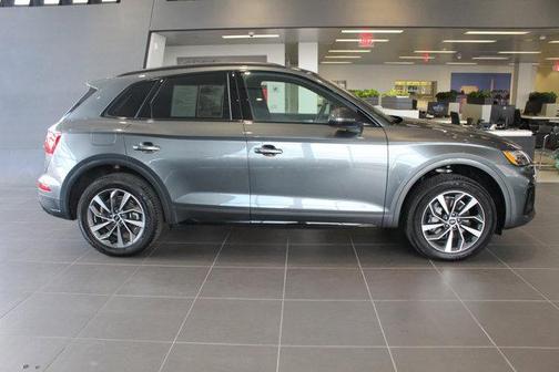 2024 Audi Q5 45 S line Premium