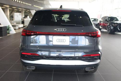 2025 Audi Q5 Premium TFSI quattro S tronic
