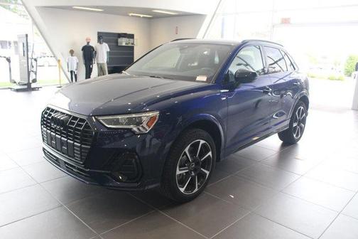 2025 Audi Q3 45 S line Premium Plus