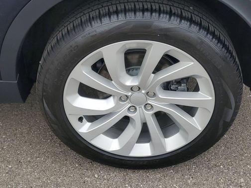 Blue 2023 Land Rover Discovery Sport S