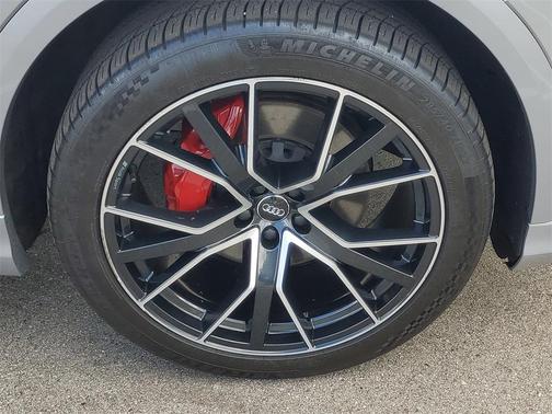 2019 Audi Q8 3.0T Premium Plus