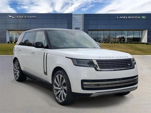 2025 Land Rover Range Rover P530 SE 7 Seat