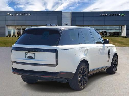 Fuji White 2025 Land Rover Range Rover P550e Autobiography