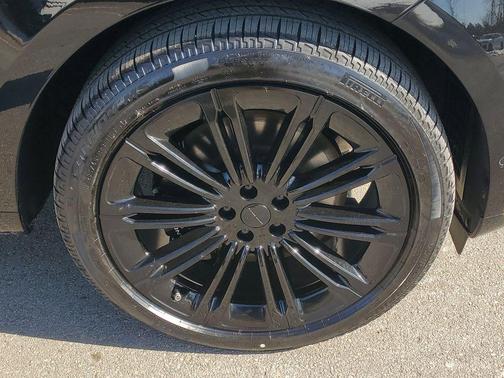 Santorini Black 2026 Land Rover Range Rover P530 SE