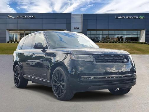 Santorini Black 2026 Land Rover Range Rover P550e SE