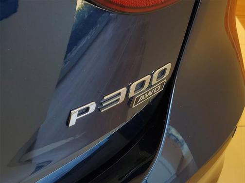 2022 Jaguar XF R-Dynamic SE P300 AWD Automatic