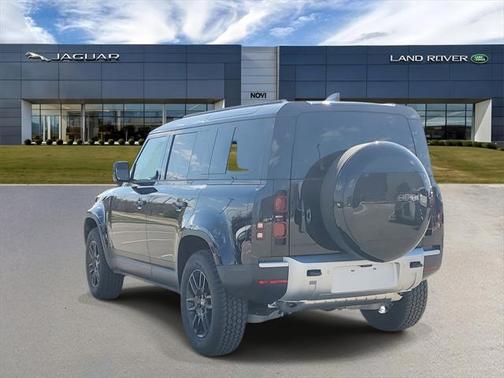 2025 Land Rover Defender S