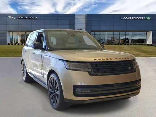 Gold 2026 Land Rover Range Rover P550e SE