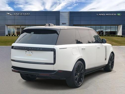 White 2025 Land Rover Range Rover P530 Autobiography