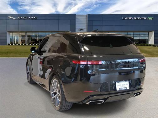 2023 Land Rover Range Rover Sport SE
