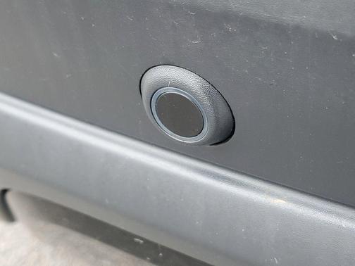 2023 Land Rover Discovery Sport SE