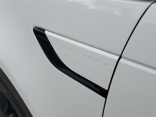 2024 Land Rover Discovery Dynamic SE
