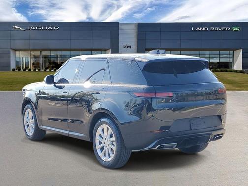 Santorini Black Metallic 2025 Land Rover Range Rover Sport SE