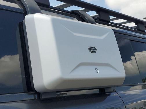 Carpathian Grey Premium Metallic 2025 Land Rover Defender 130 P400 X-Dynamic SE