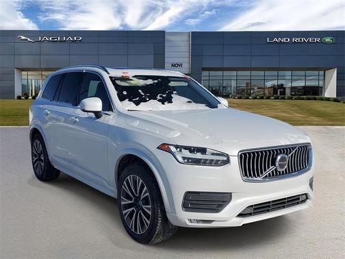 2020 Volvo XC90 T5 Momentum