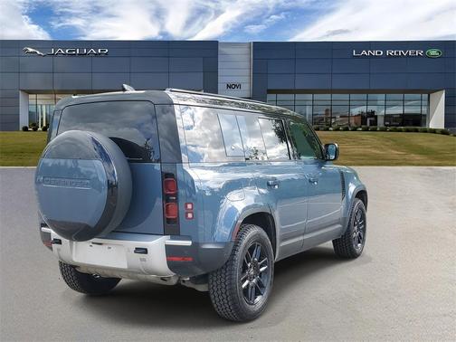 2024 Land Rover Defender 110 P300