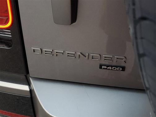 2022 Land Rover Defender 90 X-Dynamic S