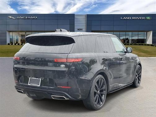 2023 Land Rover Range Rover Sport SE