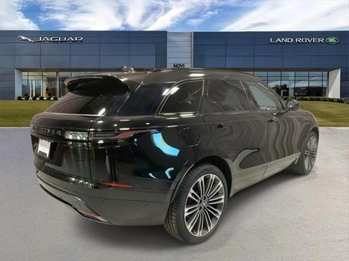 2025 Land Rover Range Rover Velar P250 SE R-Dynamic