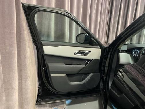 2025 Land Rover Range Rover Velar P250 SE R-Dynamic