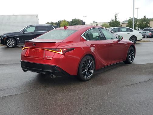 Infrared 2022 Lexus IS 350 F Sport